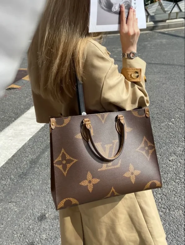 Learn how to choose high-quality mirror bags online