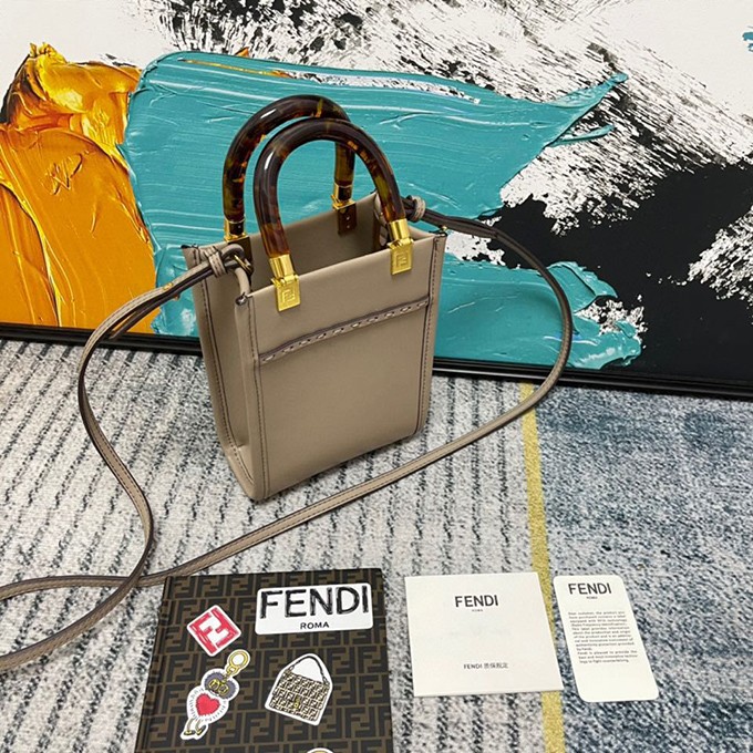 180c4e49.jpg Fendi Small Sunshine Shopper