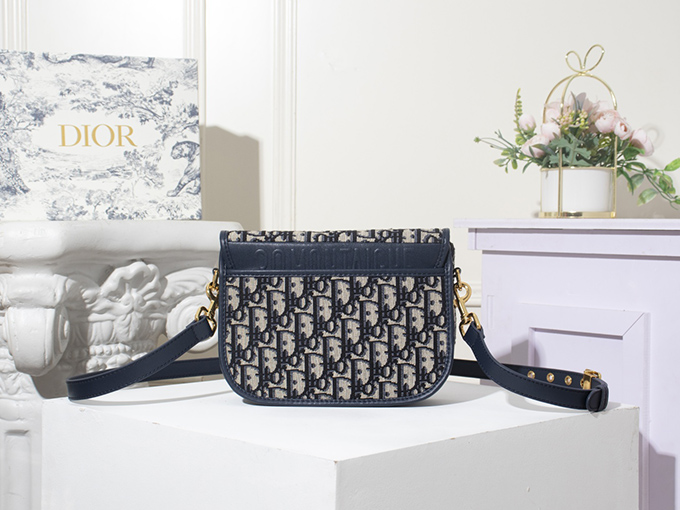 3b965294.jpg DIOR BOBBY BAG SMALL