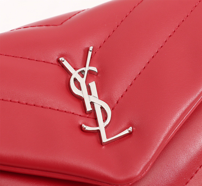 3e7d856d.jpg YSL Loulou Toy Bag Matelassé “Y” Leather
