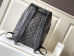 Louis-Vuitton-Discovery-Backpack-PM.png
