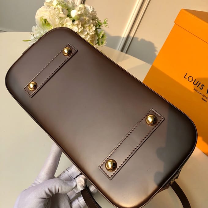 55776d25.jpg Louis Vuitton Alma BB