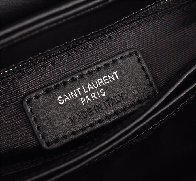 600fbc6a.jpg YSL Loulou Toy Bag Matelassé “Y” Leather