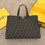 Fendi-PEEKABOO-X-TOTE-.png