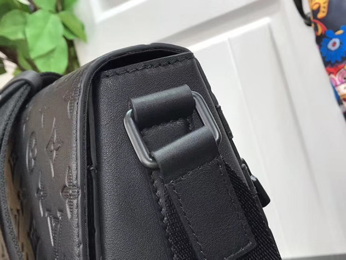 6e73ea69-1.jpg Louis Vuitton Sprinter Messenger