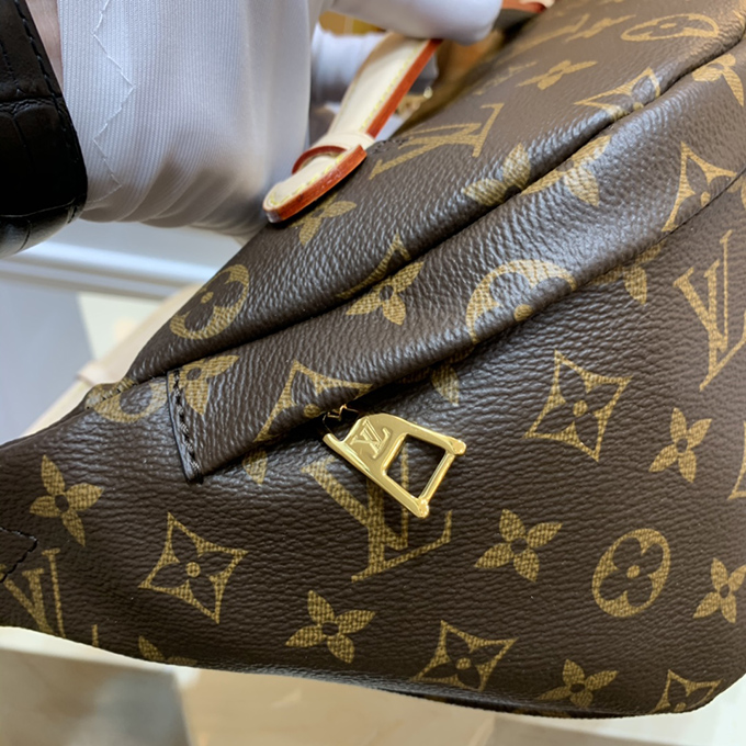 luxury-dupes.co Louis Vuitton Monogram Bumbag