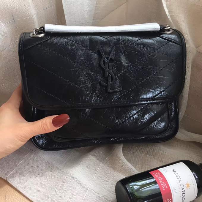 BSUYOXiJLKKfQJhFg0bg4eGrjX7MbWgdoGRRaG2D_lg.jpeg YSL Niki Bag