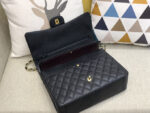 Chanel-MAXI-classic-1.png