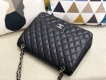 Chanel-MAXI-classic-1.png