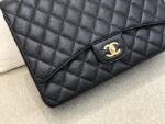 Chanel-MAXI-classic-1.png