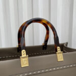 Fendi-Sunshine-Medium-leather-2.png