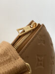 louis-vuitton-sac-coussin-mm-h27-sacs-.png