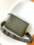 louis-vuitton-sac-coussin-mm-h27-sacs-.png