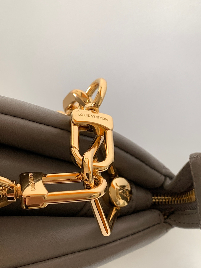 Louis-Vuitton-Coussin-Pm59.jpg Louis Vuitton Coussin PM