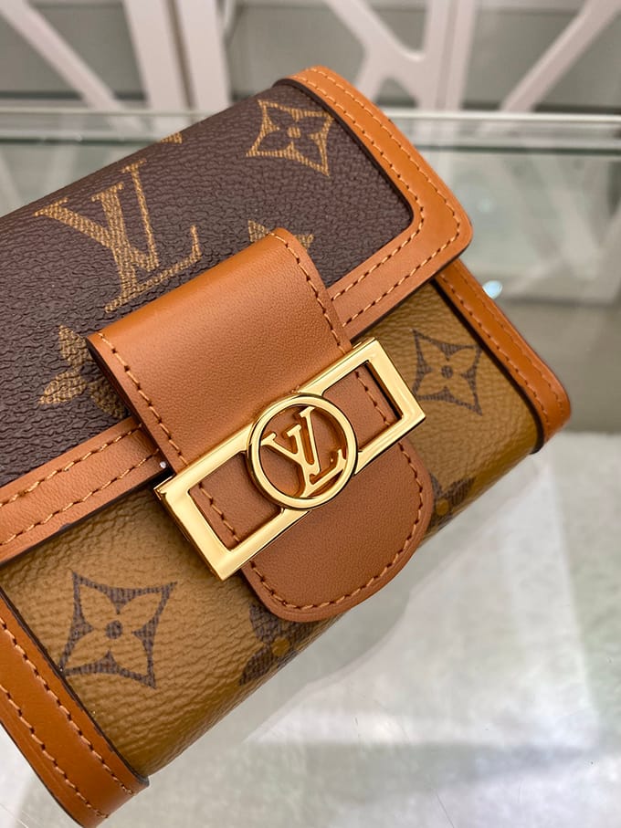 Louis-Vuitton-Dauphine-Compact-Wallet5.jpg Louis Vuitton Dauphine Compact Wallet
