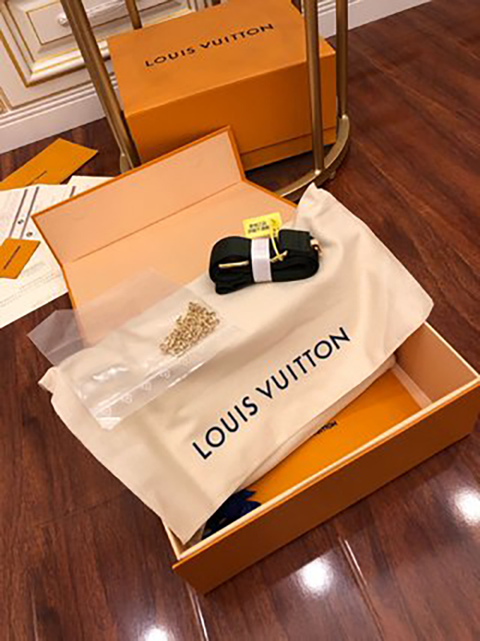 luxury-dupes.co Louis Vuitton Multi Pochette