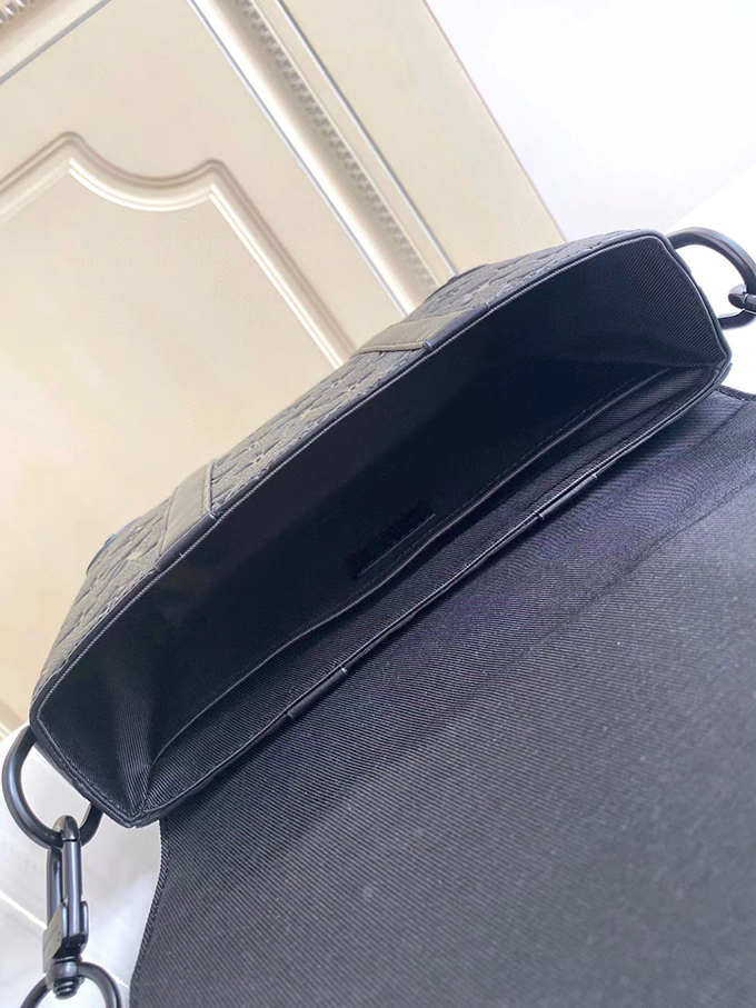 Louis-Vuitton-TRUNK-MESSENGER8-1.jpeg Louis Vuitton Trunk Messenger
