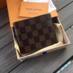 Louis-Vuitton-Multiple-Wallet.png