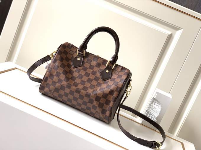 PDFfc8UZjjTJlUMByvZruwkePTSdRV5D74y0ZgTj_lg.jpeg Louis Vuitton Speedy 35
