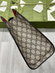 Padlock-medium-GG-shoulder-bag.png