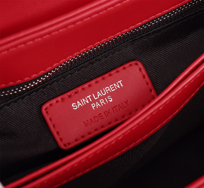a61d0806.jpg YSL Loulou Toy Bag Matelassé “Y” Leather