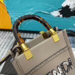 Fendi-Small-SUNSHINE-SHOPPER-.png