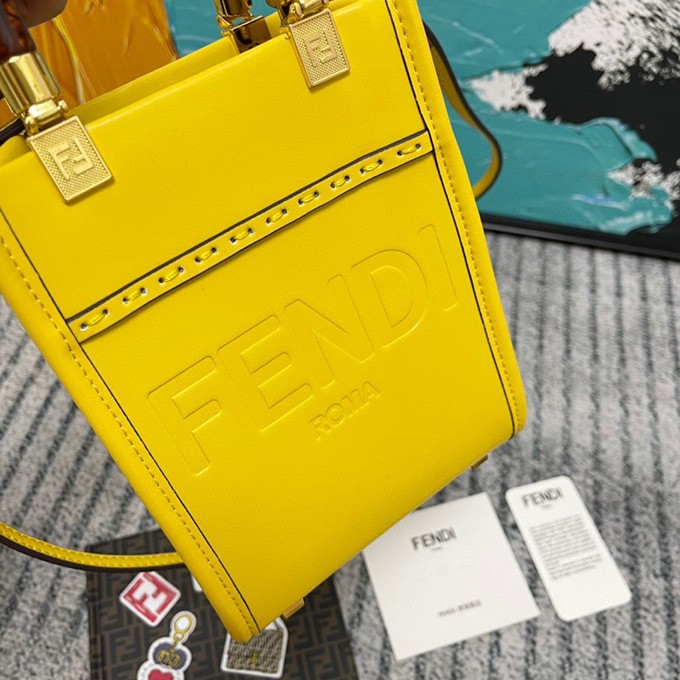 b4e207a8.jpg Fendi Small Sunshine Shopper