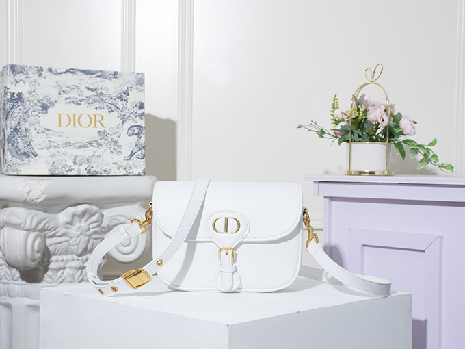 b66e9316.jpg DIOR BOBBY BAG SMALL