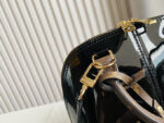 louis-vuitton-alma-bb-copy.png