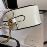 GG-Marmont-small-shoulder-bag.png