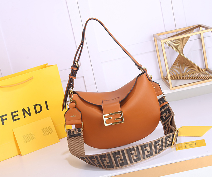 e49b5bb5.jpg Fendi Small Croissant Bag