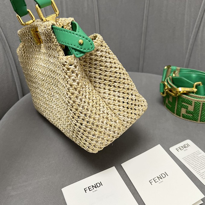 f557a388-1.jpg Fendi Peekaboo Bag