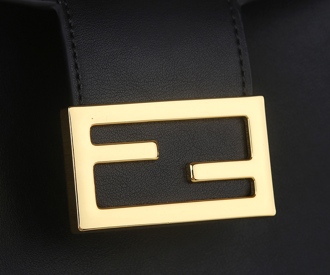 f99ff679.jpg Fendi Small Croissant Bag