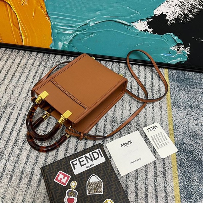 fd88eb2f.jpg Fendi Small Sunshine Shopper