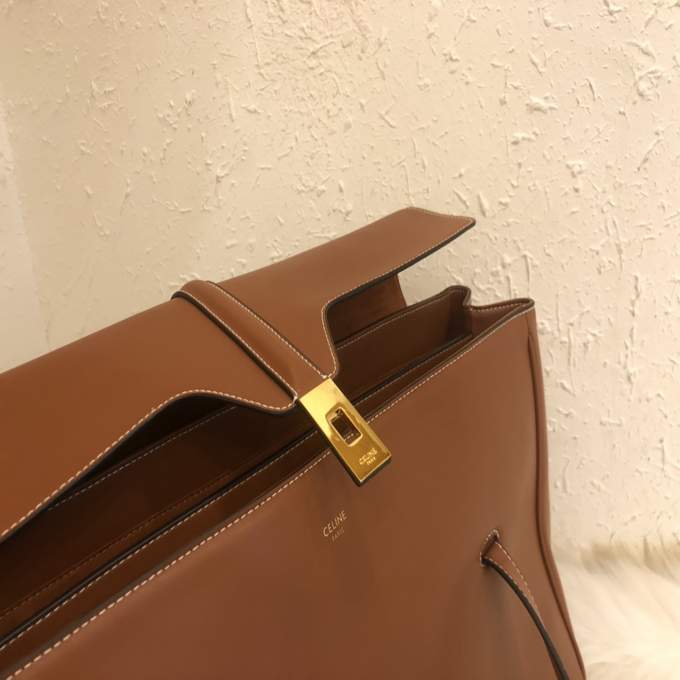 gFLlvQECocReo2QRCsOVyk1dqkduu6LpVbol1aqu_lg-2.jpeg Celine Large Soft 16 Bag