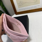 Chanel-CLASSIC-CARD-HOLDER-copy.png