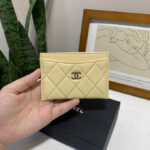 Chanel-CLASSIC-CARD-HOLDER-copy.png