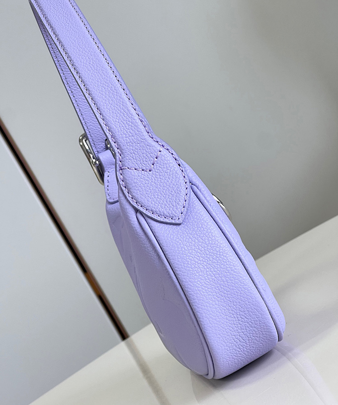 i1690025487_5147_2.jpg Louis Vuitton Mini Moon