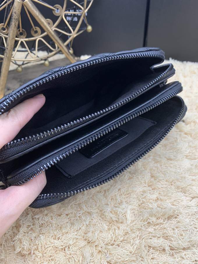 l5himHnbd1BmxqP90wZBxwYlyUectwI24gVsEl5A_lg.jpeg YSL Becky Double-Zip Pouch
