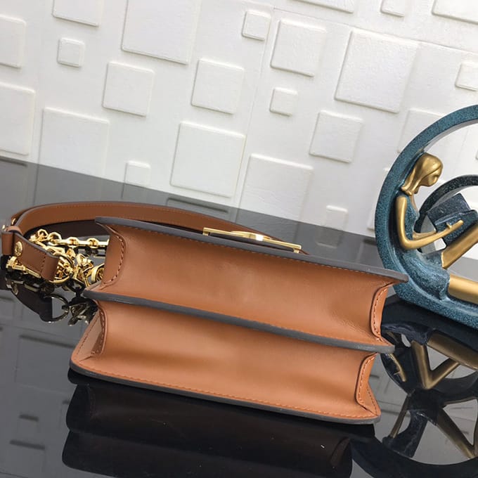 luxury-dupes-18-2.jpg Louis Vuitton Dauphine