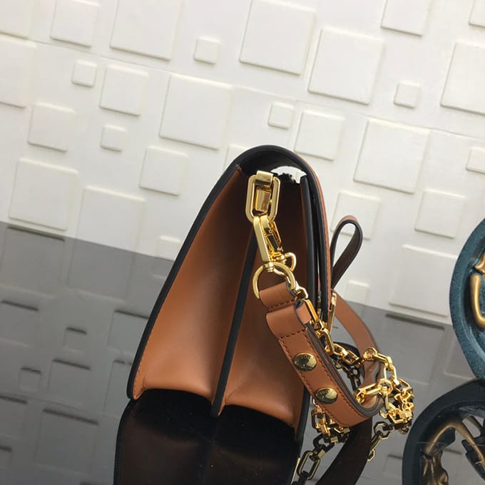 luxury-dupes-2-3-1.jpg Louis Vuitton Dauphine
