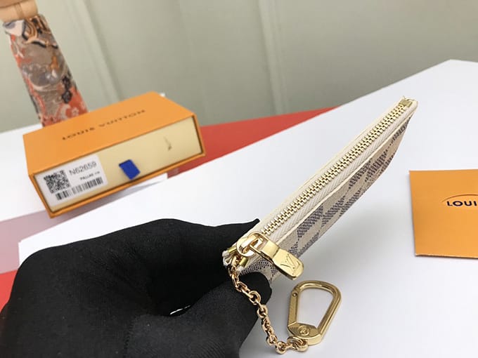 luxury-dupes-27-1.jpg Louis Vuitton Key Pouch