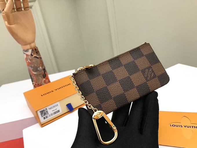 luxury-dupes-4-2-1.jpg Louis Vuitton Key Pouch