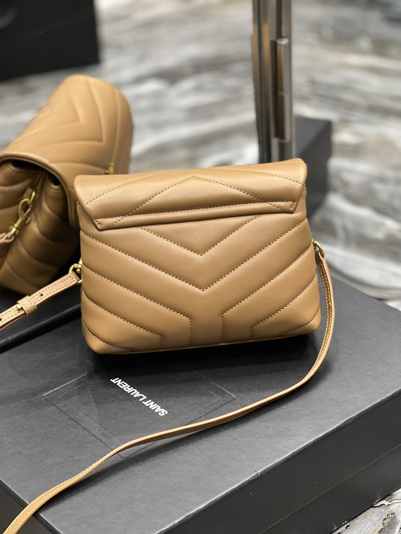 luxurydupes-27.jpg YSL Loulou Chain Bag