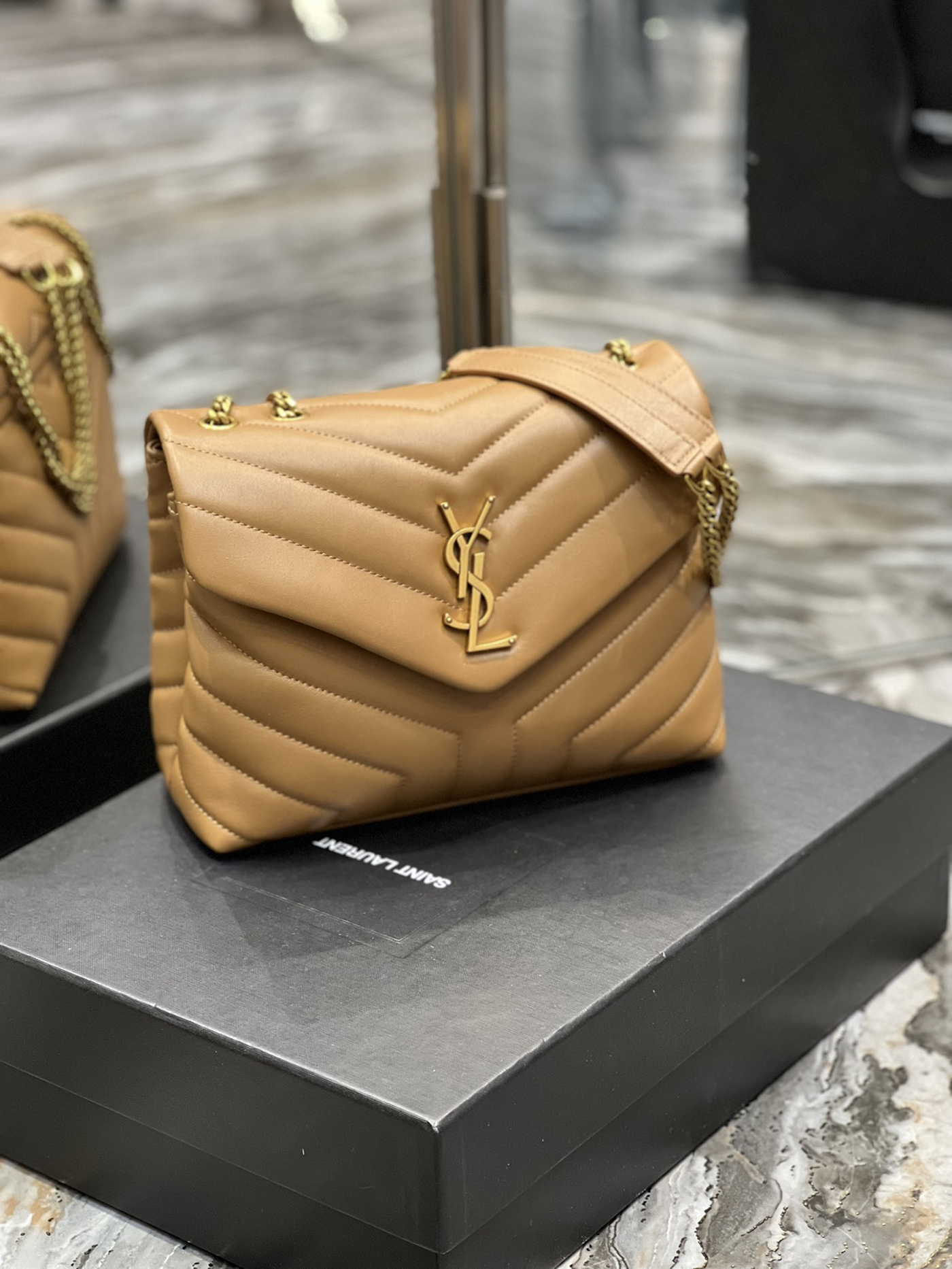 luxurydupes-32.jpg YSL Loulou Chain Bag