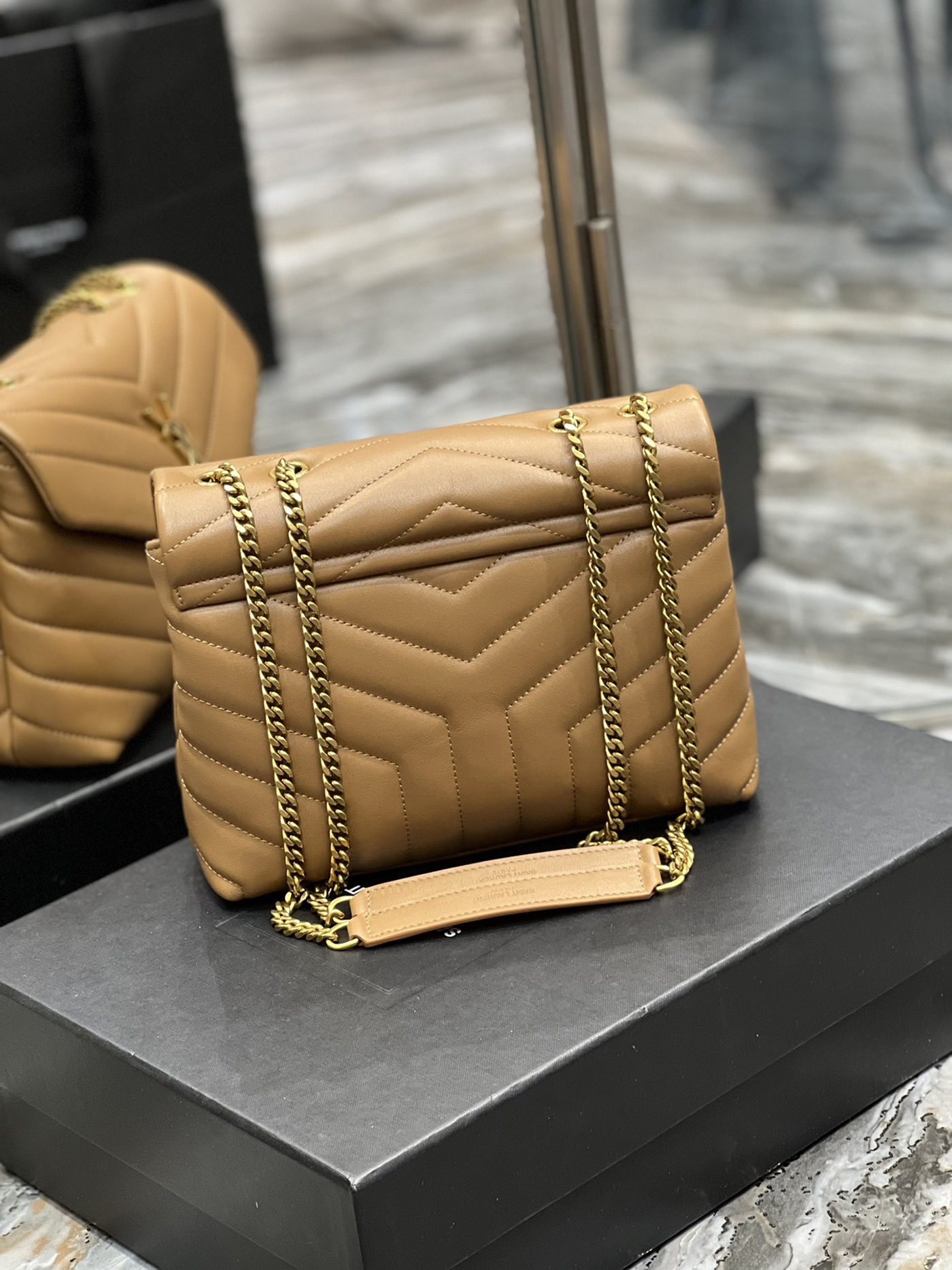 luxurydupes-36.jpg YSL Loulou Chain Bag