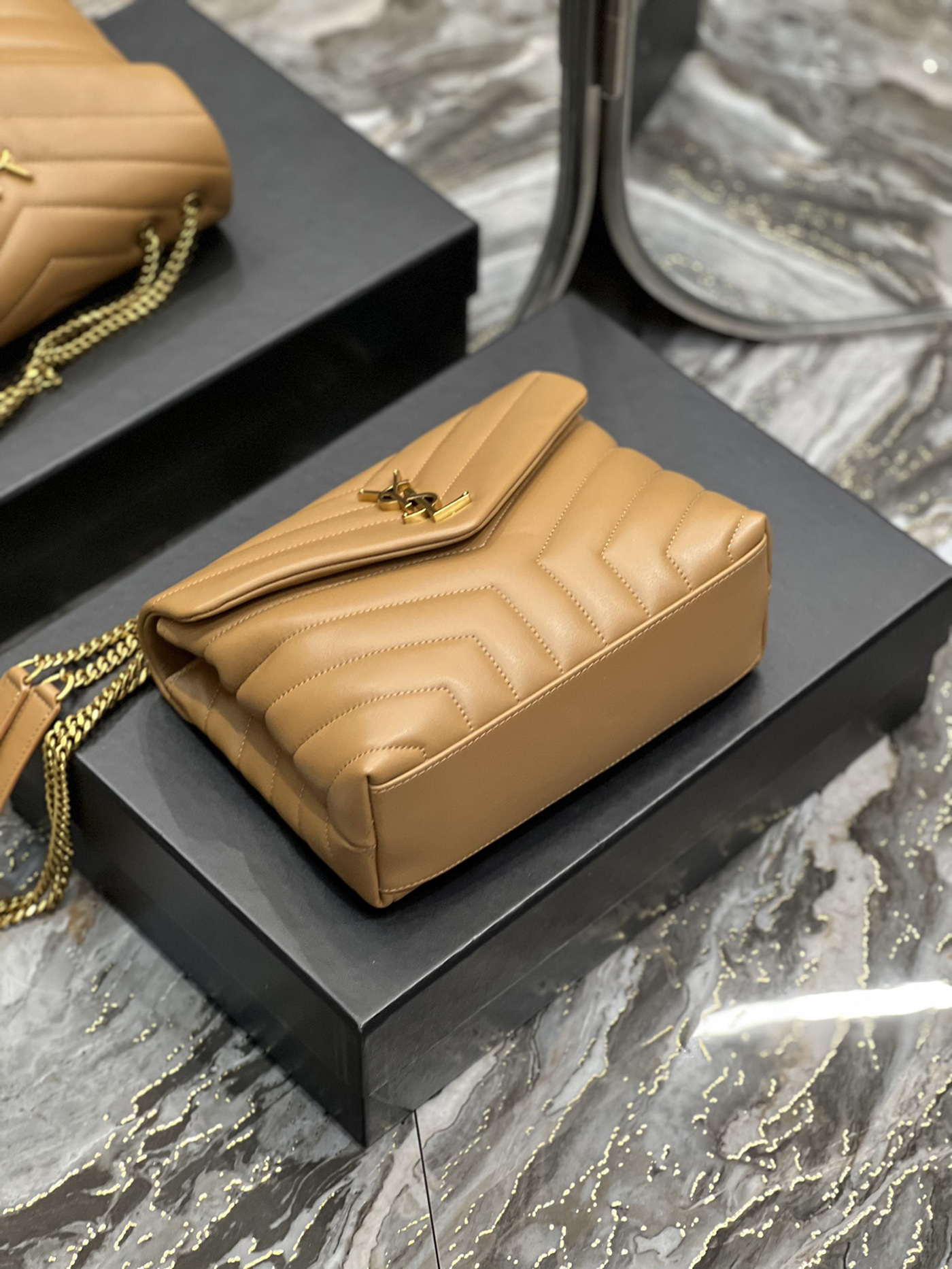 luxurydupes-37.jpg YSL Loulou Chain Bag
