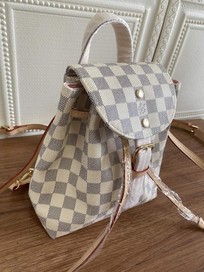 nPJRqlovWayUoMCqw2r7yfDcNtyD2yoM2K2DXQZP_lg-2.jpeg Louis Vuitton Sperone BB Backpack