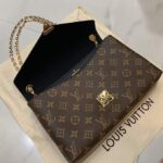 Louis-Vuitton-Saint-Placide.png