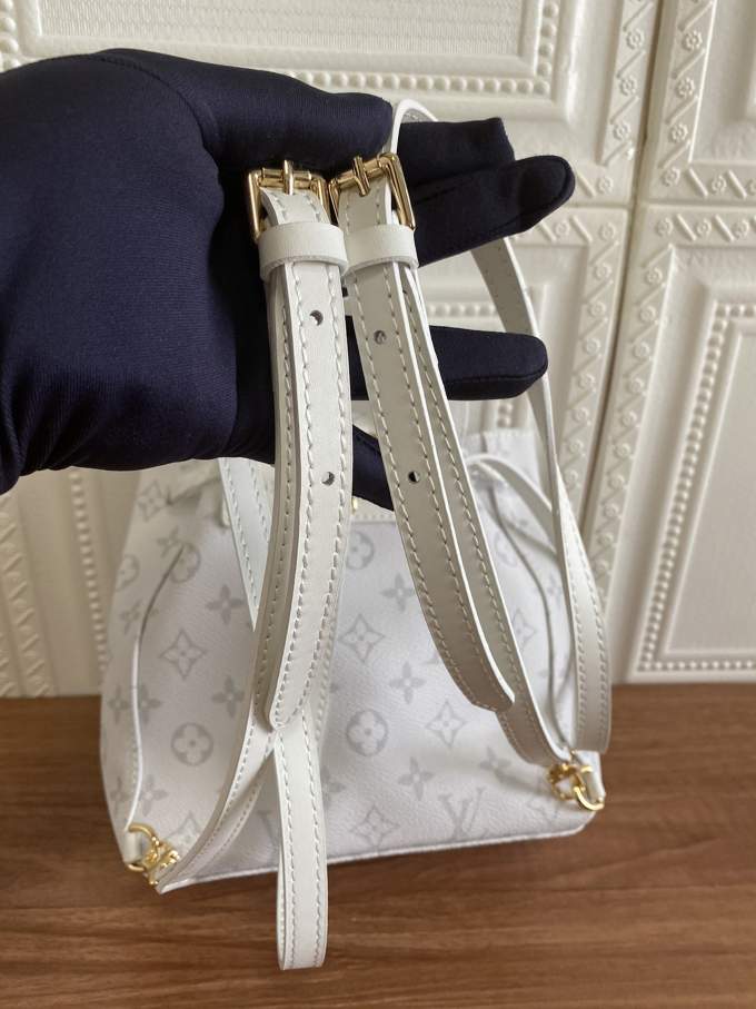 sBjw4kJFFI9R3FILj0MFDr5qx6VQ5Z7l2Qorzr3p_lg-1.jpeg Louis Vuitton Sperone BB Backpack